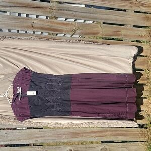 Tory Burch w/tags Mauve/black midu size 12